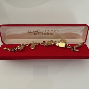 Elizabeth Arden vintage red door charm bracelet new.